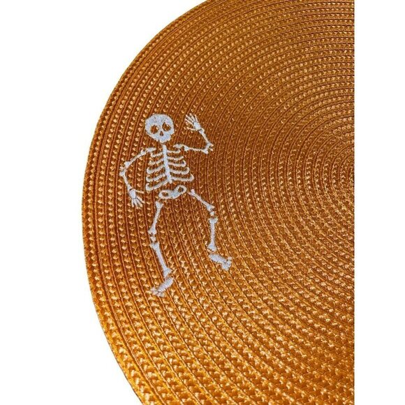 Placemats Set of 4 Round Orange Woven Dining Room Table Home Halloween 15" - Picture 2 of 3